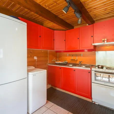 Cozy Mountain Getaway Les Marmottes 3*